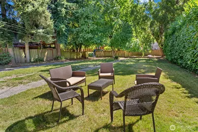 1443 22nd Avenue, Seattle, WA 98122 - Photo 4