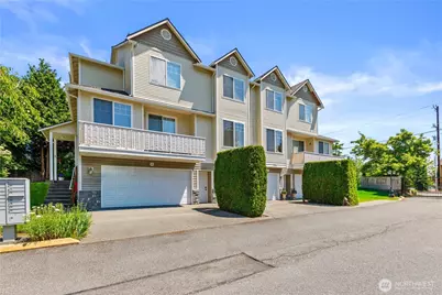 10406 Holly Drive #B, Everett, WA 98204 - Photo 6
