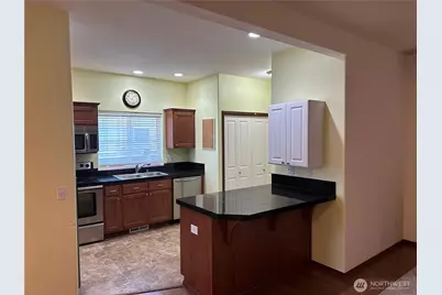 9300 11th Street NE, Lake Stevens, WA 98258 - Photo 6