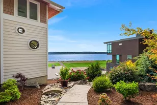 2106 Breezy Point Rd, Camano Island, WA 98282 - Photo 6