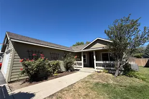 106 N Benton St, Kittitas, WA 98934 - Photo 2