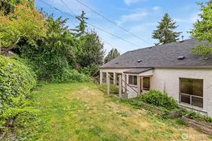 15 Fulton St, Seattle, WA 98109 - Photo 28