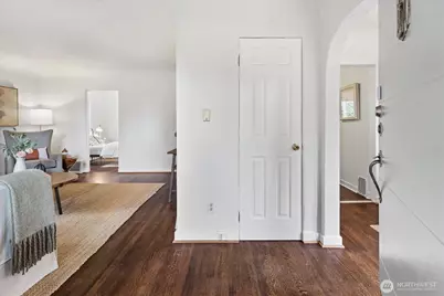 15 Fulton Street, Seattle, WA 98109 - Photo 6