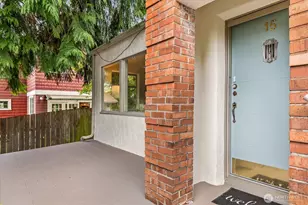 15 Fulton St, Seattle, WA 98109 - Photo 24