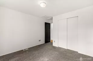 22901 128th Ave E, Graham, WA 98338 - Photo 16