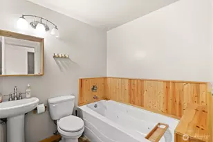22901 128th Ave E, Graham, WA 98338 - Photo 20
