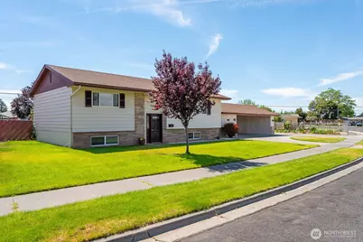 917 S Dahlia Drive, Moses Lake, WA 98837 - Photo 4