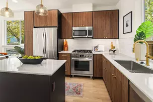 930 NW 54th St, Seattle, WA 98107 - Photo 6