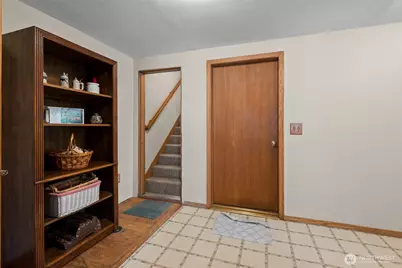 685 NE Regatta Street, Oak Harbor, WA 98277 - Photo 8