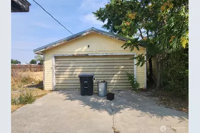 305 S Gibby Road, Moses Lake, WA 98837 - Photo 4