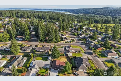 272 Prestwick Drive, Camano Island, WA 98282 - Photo 22