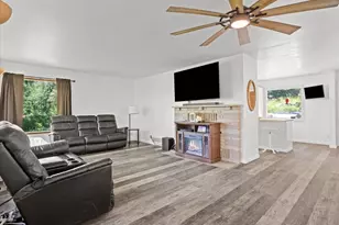1125 Fishpond Rd, Kelso, WA 98626 - Photo 10