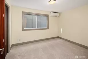 2619 Warren Ave N, Seattle, WA 98109 - Photo 6