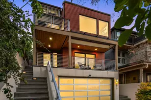 2619 Warren Ave N, Seattle, WA 98109 - Photo 2