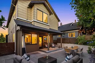 2619 Warren Ave N, Seattle, WA 98109 - Photo 38