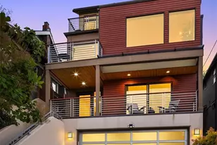 2619 Warren Ave N, Seattle, WA 98109 - Photo 40