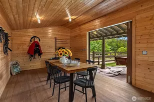 7195 NE High School Rd, Bainbridge Island, WA 98110 - Photo 32