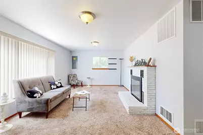 735 NE Spitzenburg Street, College Place, WA 99324 - Photo 4