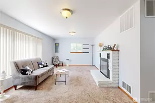 735 NE Spitzenburg St, College Place, WA 99324 - Photo 4