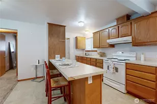 735 NE Spitzenburg St, College Place, WA 99324 - Photo 12