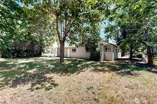 735 NE Spitzenburg St, College Place, WA 99324 - Photo 28