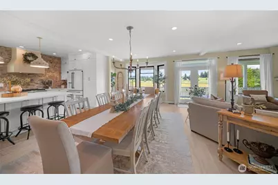 7619 214th Avenue E, Bonney Lake, WA 98391 - Photo 6
