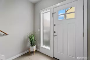 23000 NE 8th St, Sammamish, WA 98074 - Photo 4