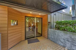 435 Summit Ave E, Seattle, WA 98102 - Photo 24