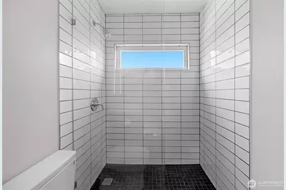 435 Summit Avenue E #402, Seattle, WA 98102 - Photo 16