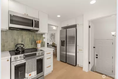 4411 50th Avenue SW, Seattle, WA 98116 - Photo 14