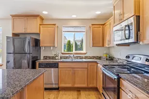 4325 Larch Ln, Bellingham, WA 98226 - Photo 16