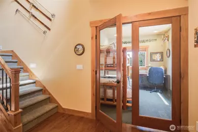 915 S Lakeshore Road, Chelan, WA 98816 - Photo 22