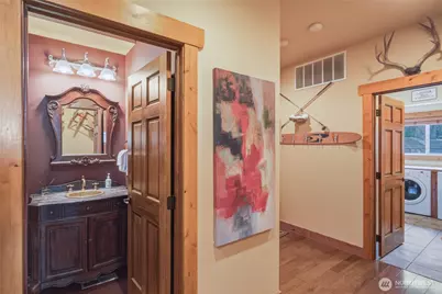 915 S Lakeshore Road, Chelan, WA 98816 - Photo 20