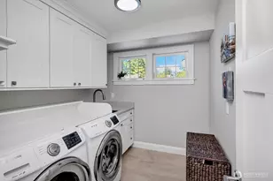 9950 SE 39th St, Mercer Island, WA 98040 - Photo 28