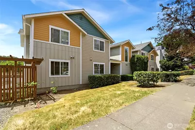 823 Davis Place S #104, Seattle, WA 98144 - Photo 2