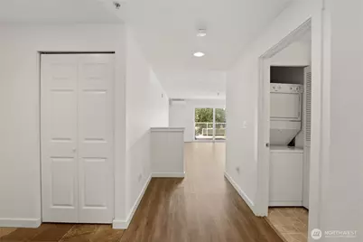 823 Davis Place S #104, Seattle, WA 98144 - Photo 6