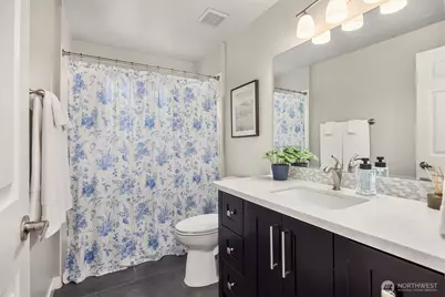 811 Grant Avenue S, Renton, WA 98057 - Photo 14