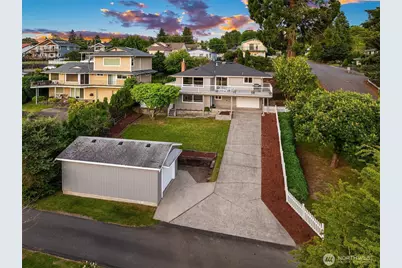 811 Grant Avenue S, Renton, WA 98057 - Photo 24