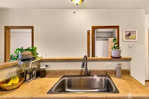 512 Darby Dr, Bellingham, WA 98226 - Photo 8