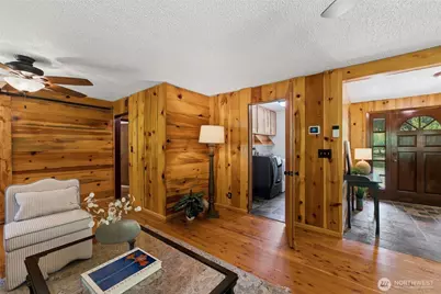 10146 Banner Road SE, Olalla, WA 98359 - Photo 8