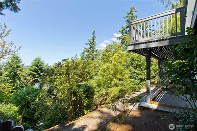 4935 116th Place SE, Bellevue, WA 98006 - Photo 32