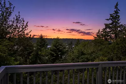 4935 116th Place SE, Bellevue, WA 98006 - Photo 38