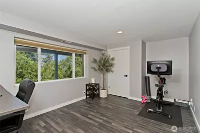 4935 116th Place SE, Bellevue, WA 98006 - Photo 26