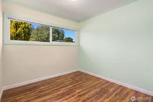 4009 NE 23rd Pl, Renton, WA 98056 - Photo 10