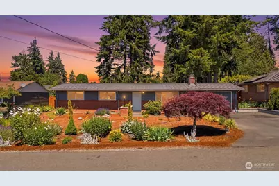 4627 192nd St SW, Lynnwood, WA 98036 - Photo 1