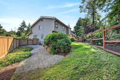 5927 135th Place SE, Bellevue, WA 98006 - Photo 38