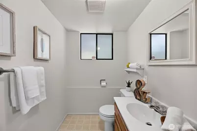 5927 135th Place SE, Bellevue, WA 98006 - Photo 28