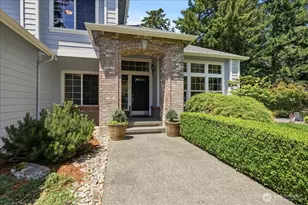 16511 38th St E, Lake Tapps, WA 98391 - Photo 2