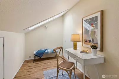 346 NE 58th Street, Seattle, WA 98105 - Photo 14