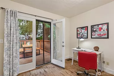 346 NE 58th Street, Seattle, WA 98105 - Photo 10